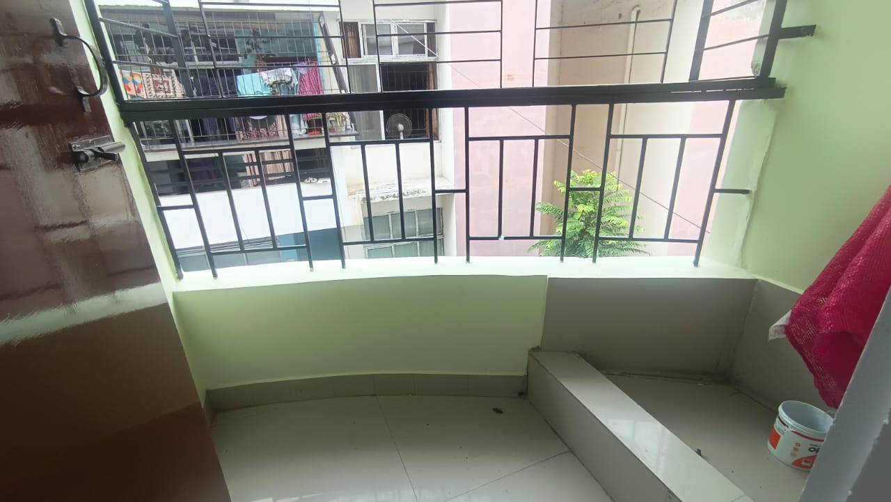 Semi Furnished 3bhk in Hengrabari, Guwahati, Assam, India for Rent